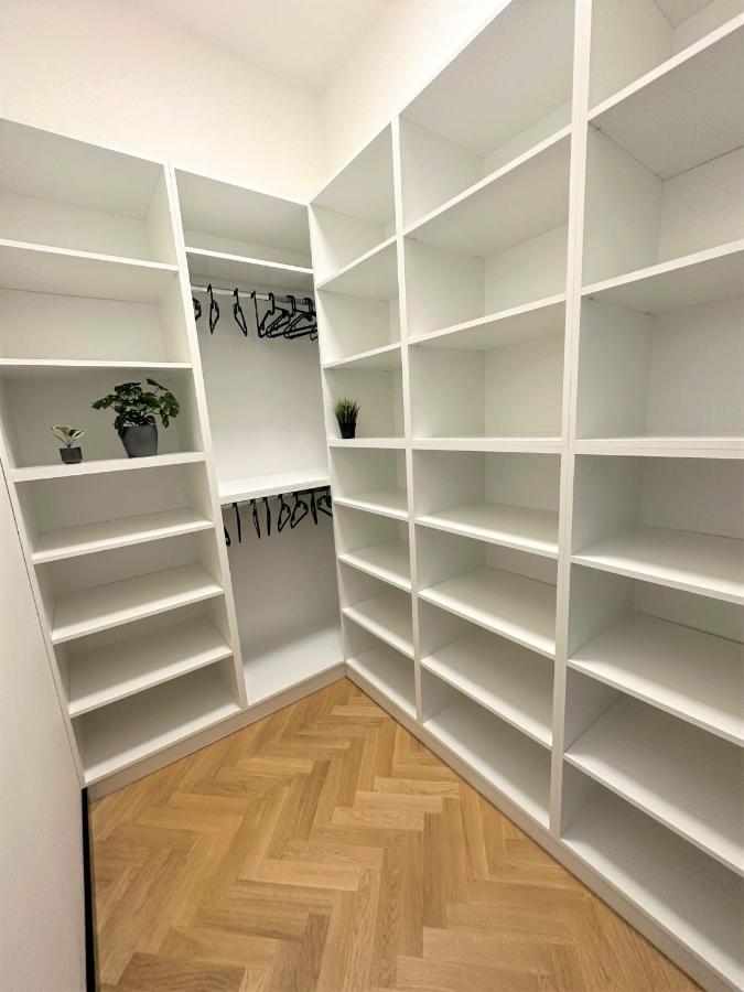Luxury 100M2 Loft Design-Apartment At Wawel + Netflix Krasków Εξωτερικό φωτογραφία